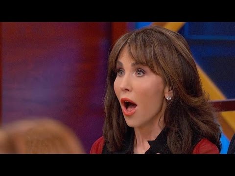 Dr. Phil Surprises Robin With Performance By Her Favorite Artist